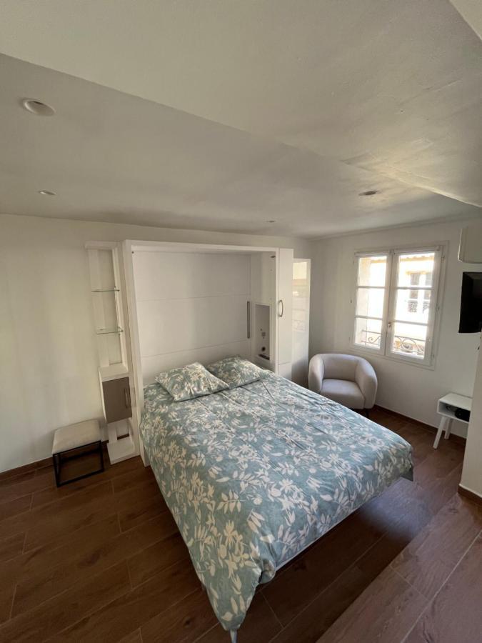 Saint-Tropez Centre - Grand Studio avec terrasse Extérieur photo